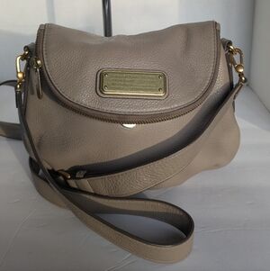 Marc by Marc Jacobs Classic Q Natasha leather crossbody bag  taupe